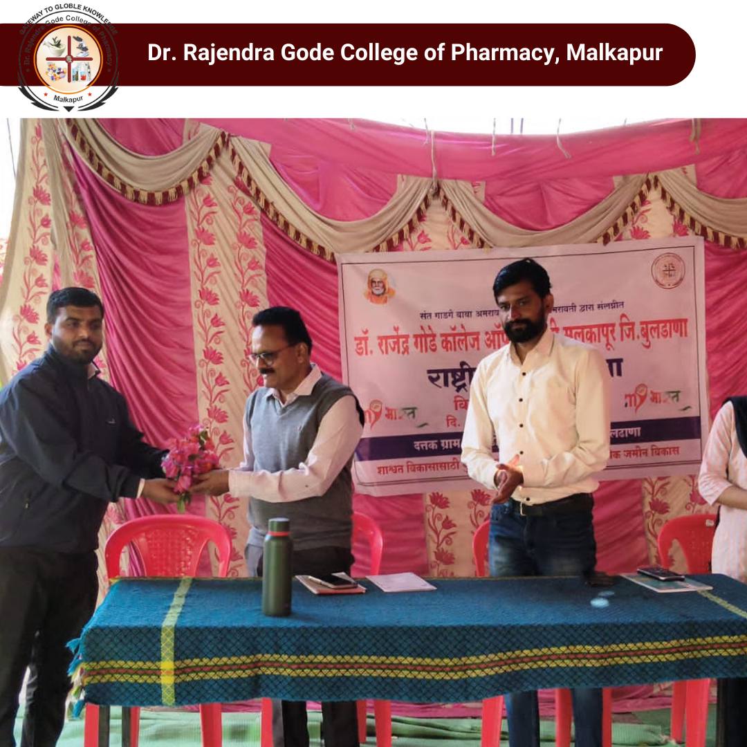 शिराढोण येथील राष्ट्रीय सेवा योजना विशेष श्रमदान शिबिराचा सहावा दिवस यशस्वीपणे पार पडला